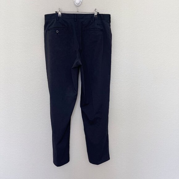 Nike Golf Fit Dry Black Athletic Performance Stretch Pants 256648-010 Mens 36x32 - Picture 8 of 8